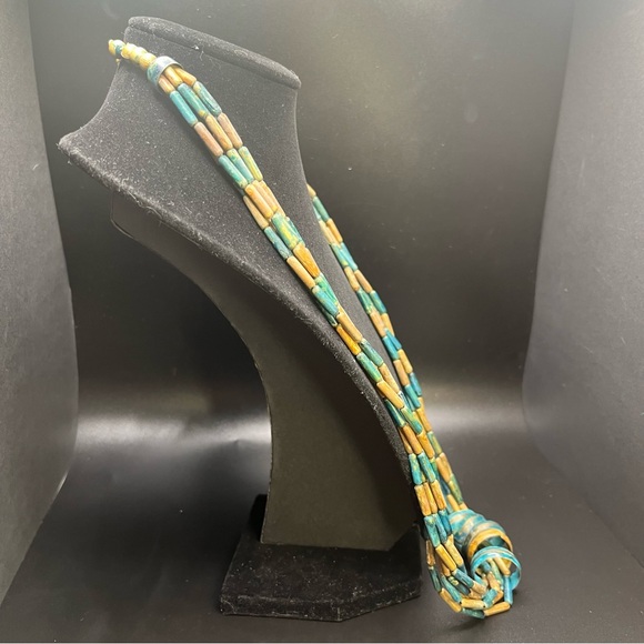 Vintage Style Boho Necklace Painted Wood Beads - Picture 11 of 14